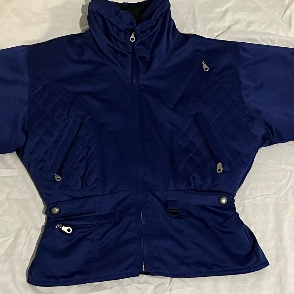 Black Bear brand vintage blue/purple women’s ski jacket. 3660 size 6. RN60826